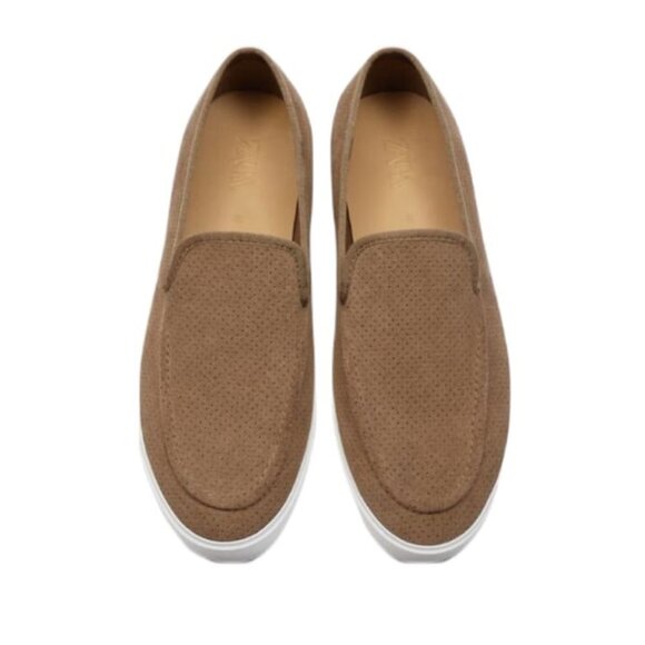 - ZARA MICROPERFORATED LEATHER LOAFERS BEIGE | 2650/920 SIZE 8 US - Picture 1 of 5